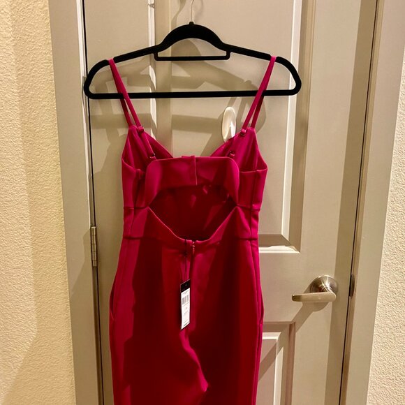 LAST CHANCE - BCBG Tailored Jumpsuit Size XS in Vivid Fuchsia - Picture 5 of 8